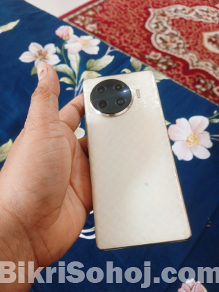 Tecno spark20 pro plus